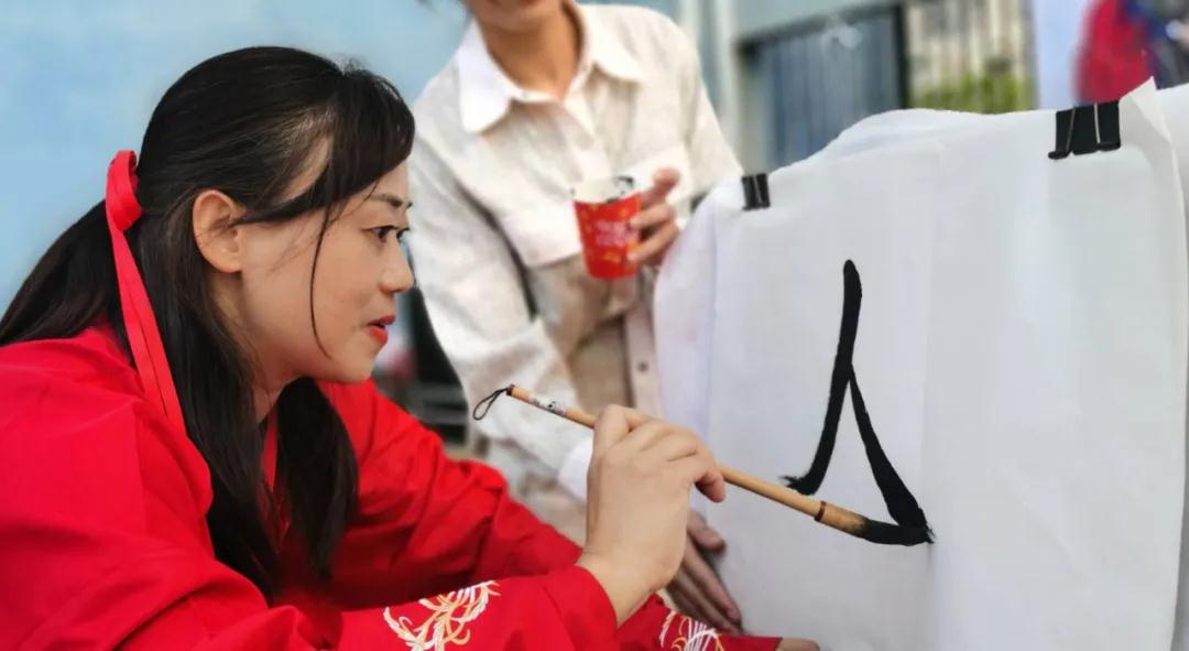 微信图片_20201013204936.jpg 微信图片_20201013204936.jpg