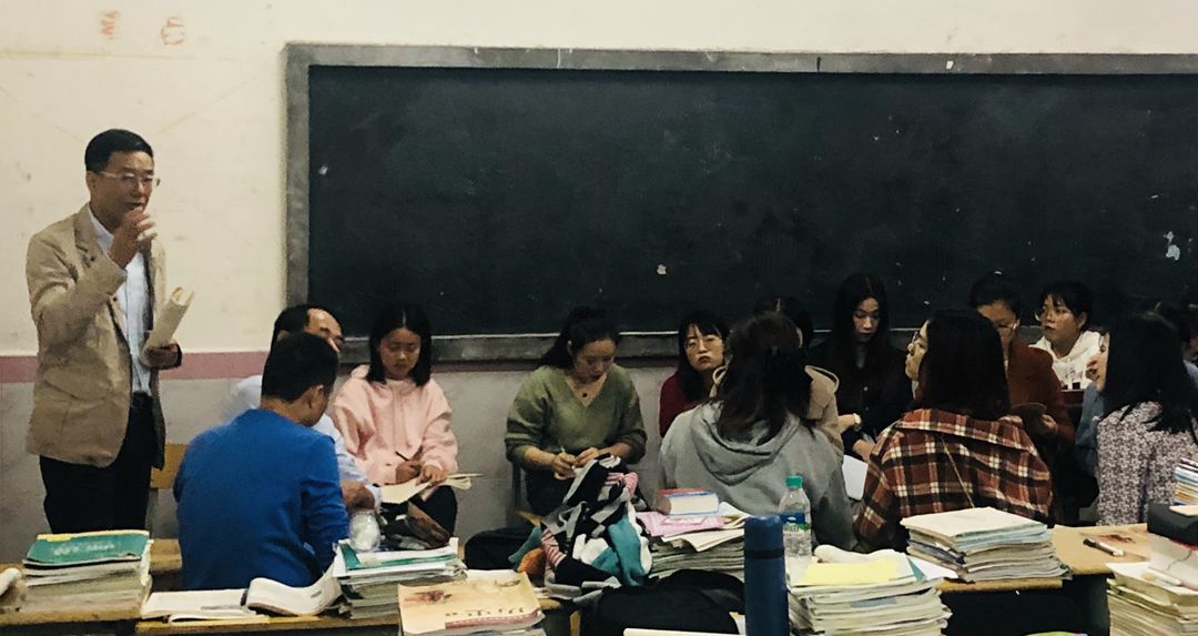 迎宾2_副本.jpg 迎宾2_副本.jpg