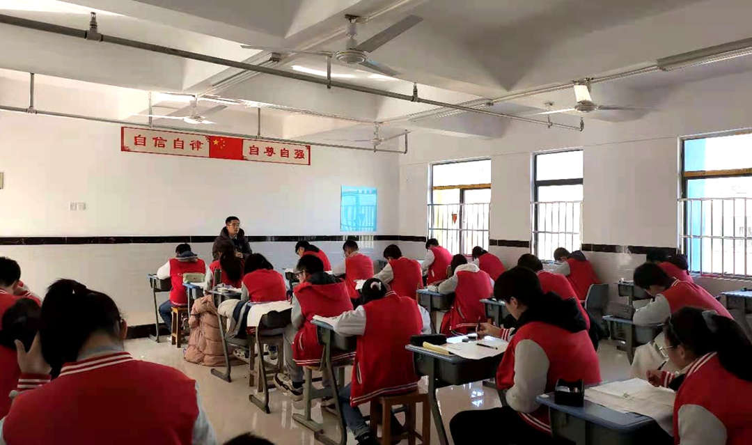 迎宾2_副本.jpg 迎宾2_副本.jpg